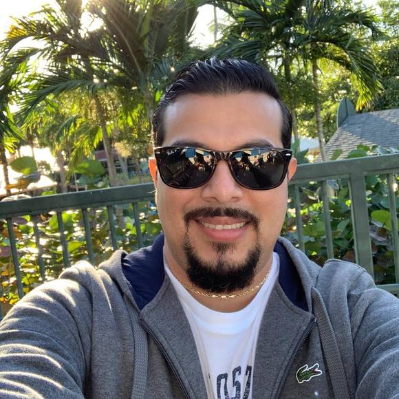 Meet your Posher, Jorge - Picture 1 of 1